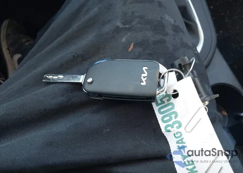 2024 Kia Forte Lxs z USA, uszkodzony, nr VIN 3KPF24AD3RE772882